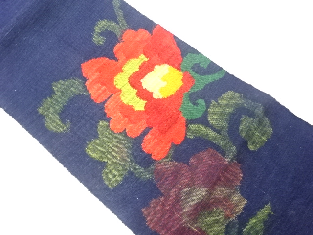 リサイクル　手織り真綿紬花模様織出し名古屋帯